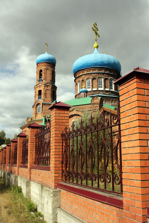 St Cattedrale del basilico in Barnaul fotografia stock libera da diritti St Cattedrale del basilico in Barnaul fotografia stock libera da diritti