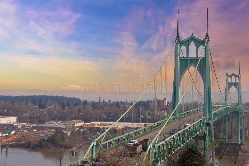 St Johns most i Mt St Helens obraz stock St Johns most i Mt St Helens obraz stock