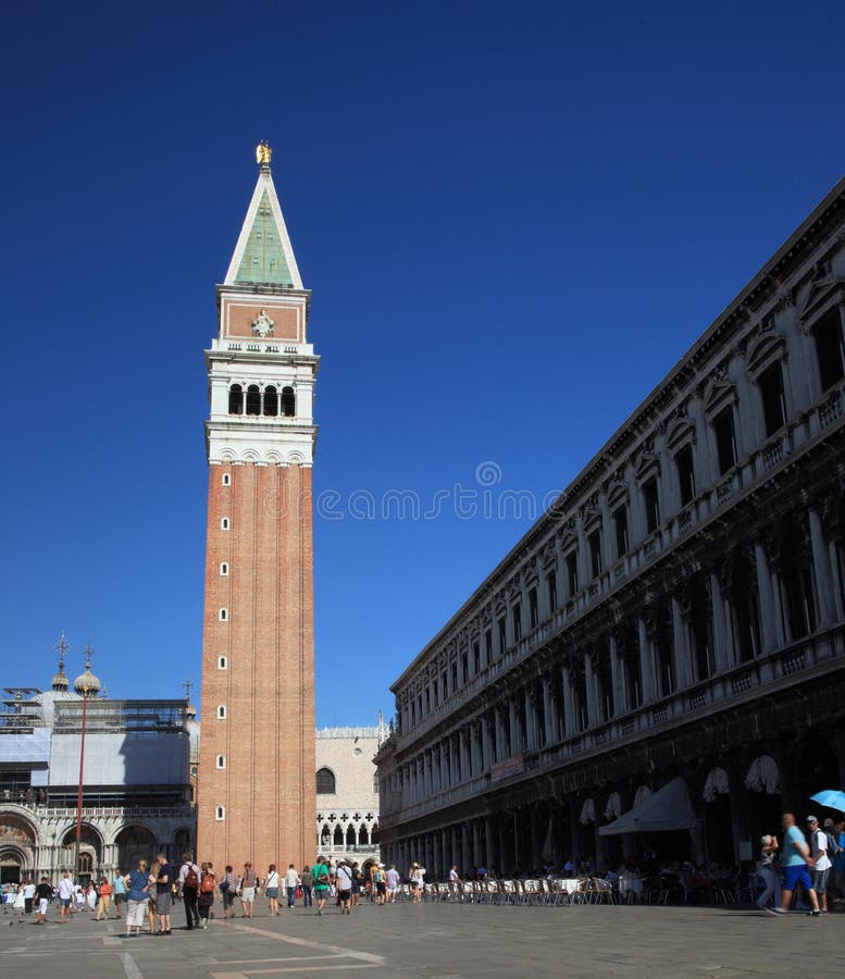 St Mark campanile arkivbilder St Mark campanile arkivbilder