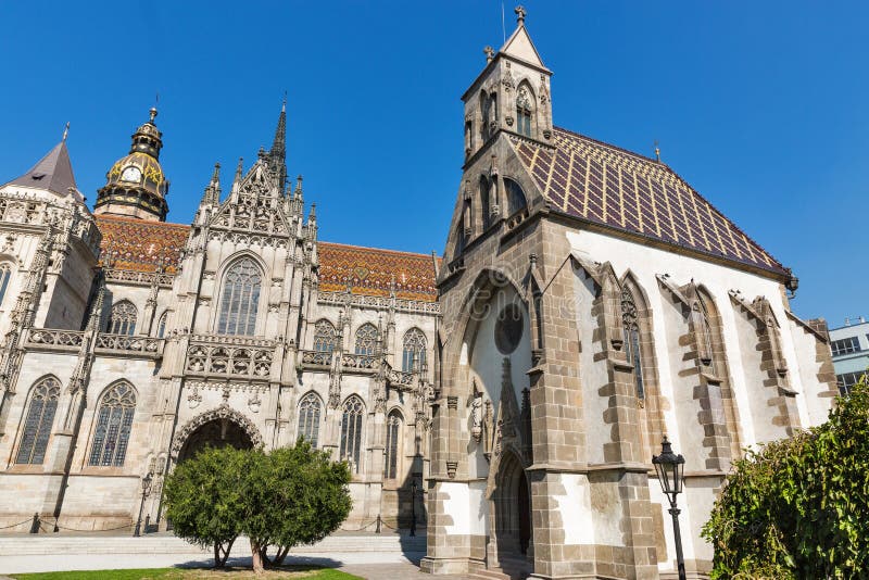 Kaplnka svätého Michala a Dóm svätej Alžbety. Košice, Slovensko