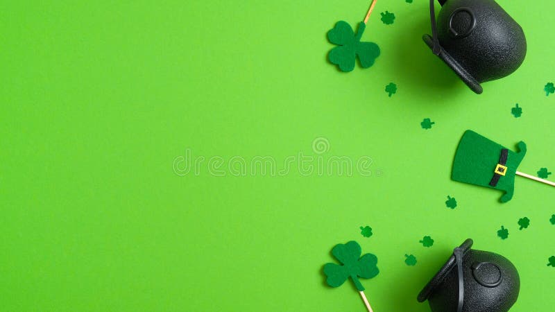 Patricks Day Photography Backdrop Saint Patricks Day Party Background Spring Green Lucky Four-Leaf Clover Wall Festival Party Banner Children Adults Photo Studio Props DORCEV 10x8ft Happy St