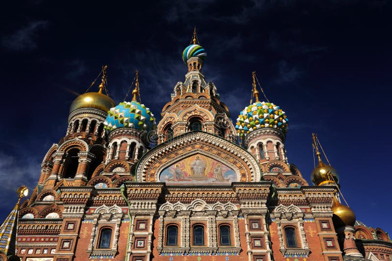 ST PETERSBURG ROSJA, Wrzesień, - 13, 2016: Kościół wybawiciel na Rozlewającej Krwionośnej katedrze rezurekcja Chrystus Jeden obrazy stock ST PETERSBURG ROSJA, Wrzesień, - 13, 2016: Kościół wybawiciel na Rozlewającej Krwionośnej katedrze rezurekcja Chrystus Jeden obrazy stock