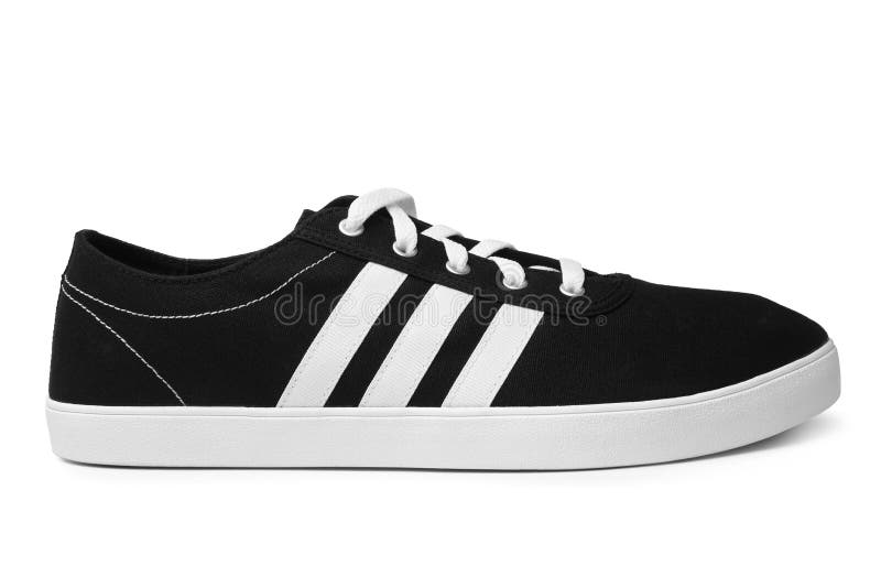 St PÉTERSBOURG, RUSSIE - 28 août 2014 : ADIDAS folâtrent la chaussure sur le fond blanc photos libres de droits St PÉTERSBOURG, RUSSIE - 28 août 2014 : ADIDAS folâtrent la chaussure sur le fond blanc photos libres de droits