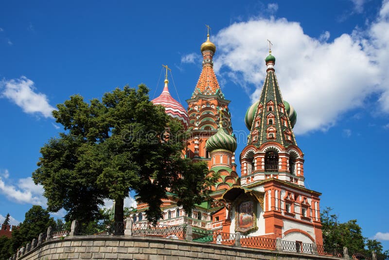 St van de interventiekathedraal Basilicum op Rood vierkant, Moskou, Rusland royalty-vrije stock foto's St van de interventiekathedraal Basilicum op Rood vierkant, Moskou, Rusland royalty-vrije stock foto's
