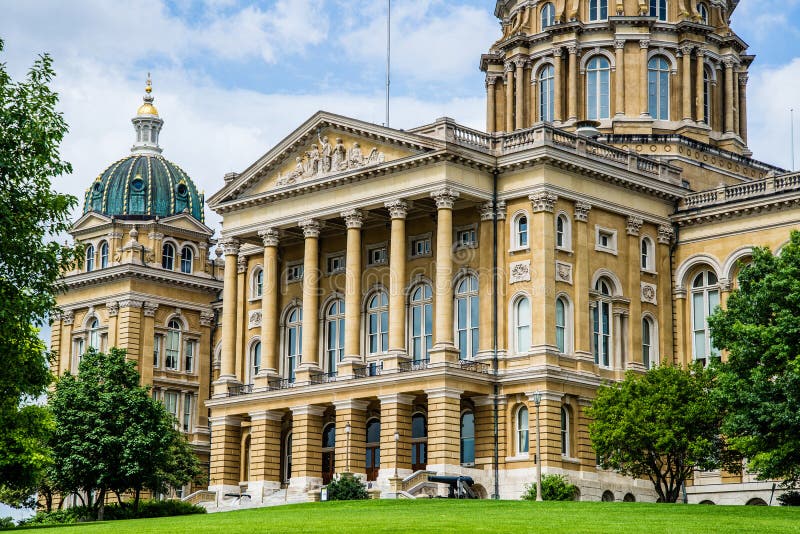 Des Moines Iowa State Capital building with ornate architecture. Des Moines Iowa State Capital building with ornate architecture