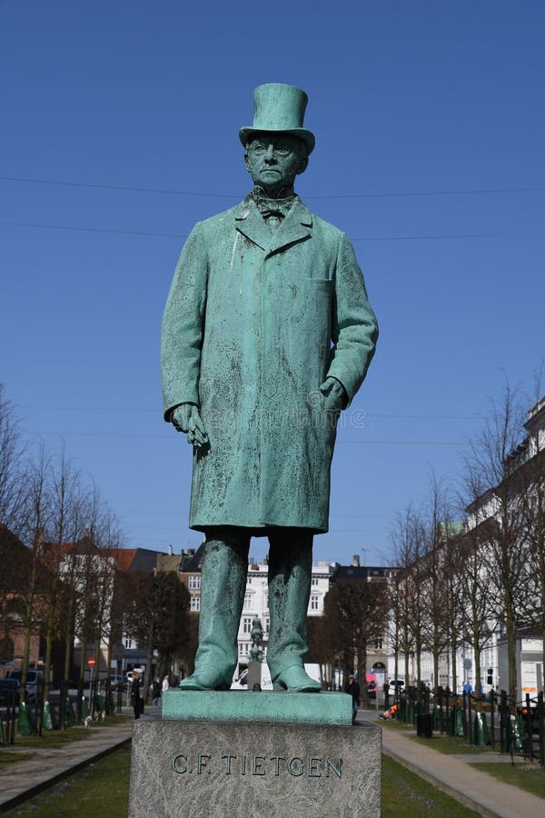 Download STAAT VAN DEENSE BANKIER CARL FREDERIK TIETGEN Redactionele Foto - Afbeelding bestaande uit nieuws, beelden: 114227171