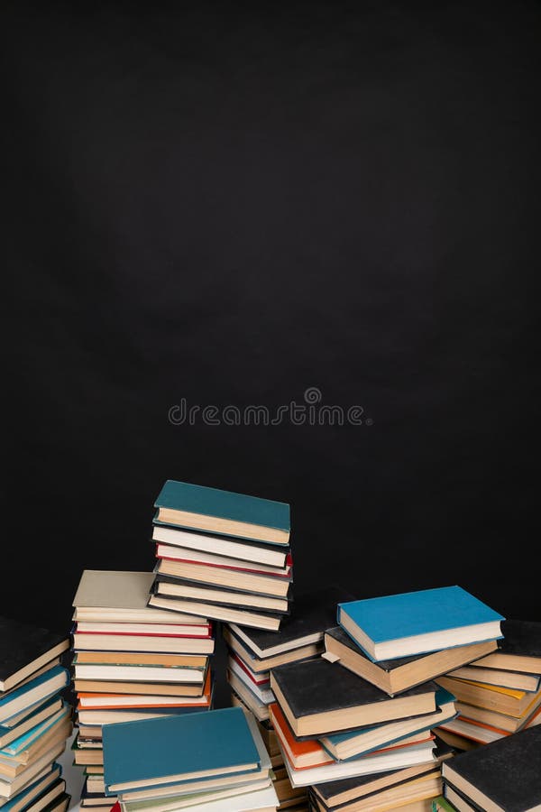 152 Stack Books Doodle Stock Photos - Free & Royalty-Free Stock Photos ...