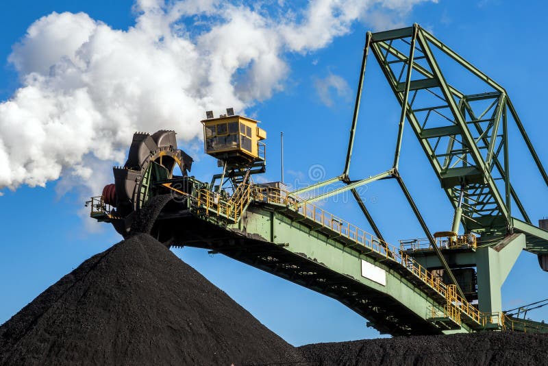 Stacker-reclaimer coal handling industry stock photos Stacker-reclaimer coal handling industry stock photos