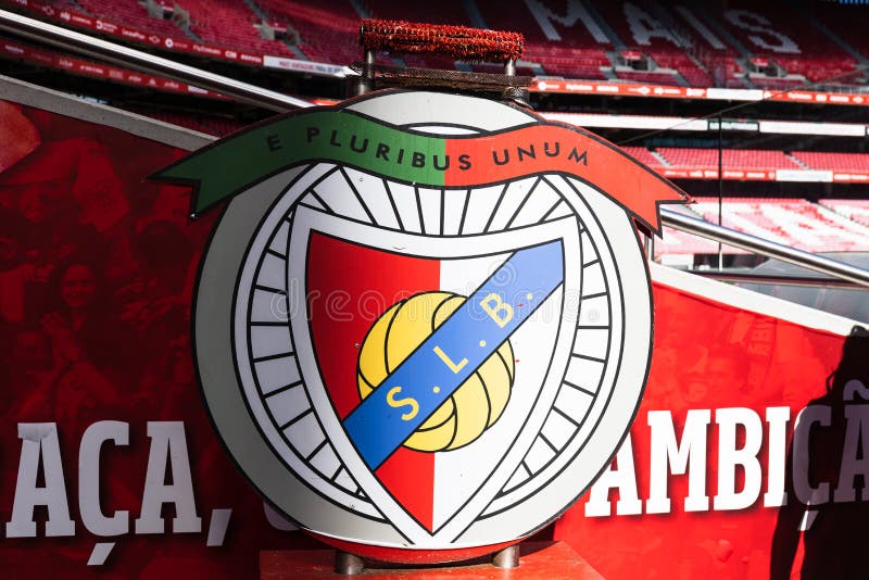 Sport Lisboa e Benfica  Benfica wallpaper, Benfica logo, Sport