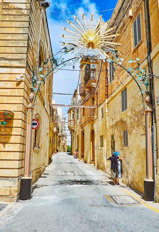 Stadsfestmåltidgarneringen i Rabat, Malta fotografering för bildbyråer Stadsfestmåltidgarneringen i Rabat, Malta fotografering för bildbyråer