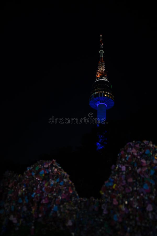 Stadsnattsikt som beskådad från det Namsan tornet Seoul Sydkorea Asien arkivbilder Stadsnattsikt som beskådad från det Namsan tornet Seoul Sydkorea Asien arkivbilder
