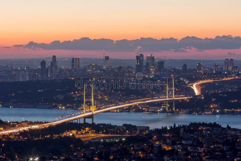 Stadt der Türkei, Istanbul stockfoto. Bild von truthahn - 44673774