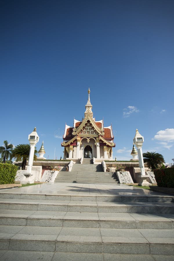 STADT-SCHREIN THAILANDS ISAN UDON THANI Redaktionelles Stockfoto - Bild