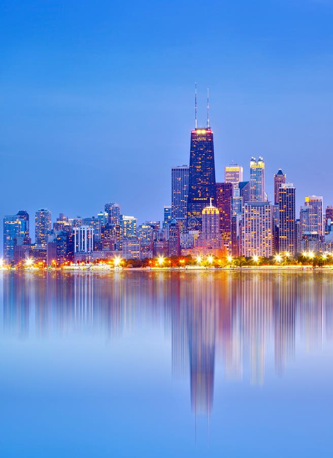 Stadt von Chicago USA, bunte Panoramaskyline des Sonnenuntergangs stockfotos Stadt von Chicago USA, bunte Panoramaskyline des Sonnenuntergangs stockfotos
