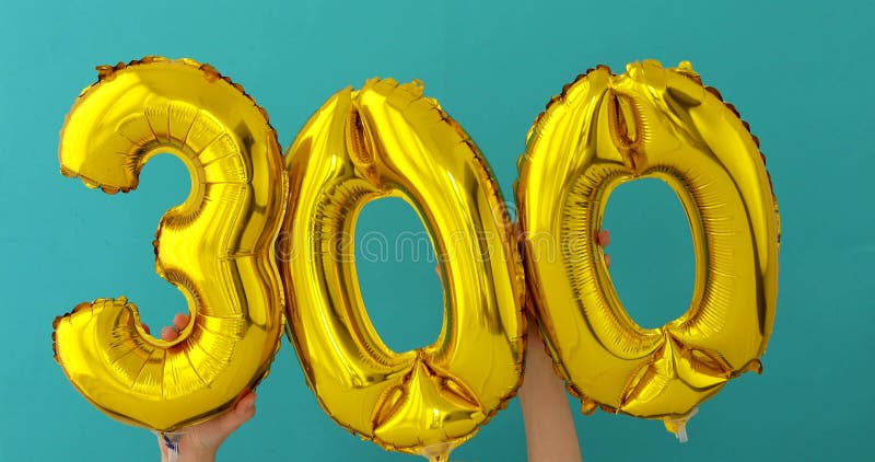 Stagnola di oro numero 300 un pallone di trecento celebrazioni