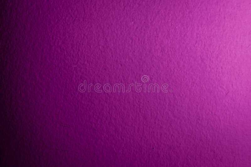 Stahlblech mit violett lackiert. Hintergrund oder Textur.