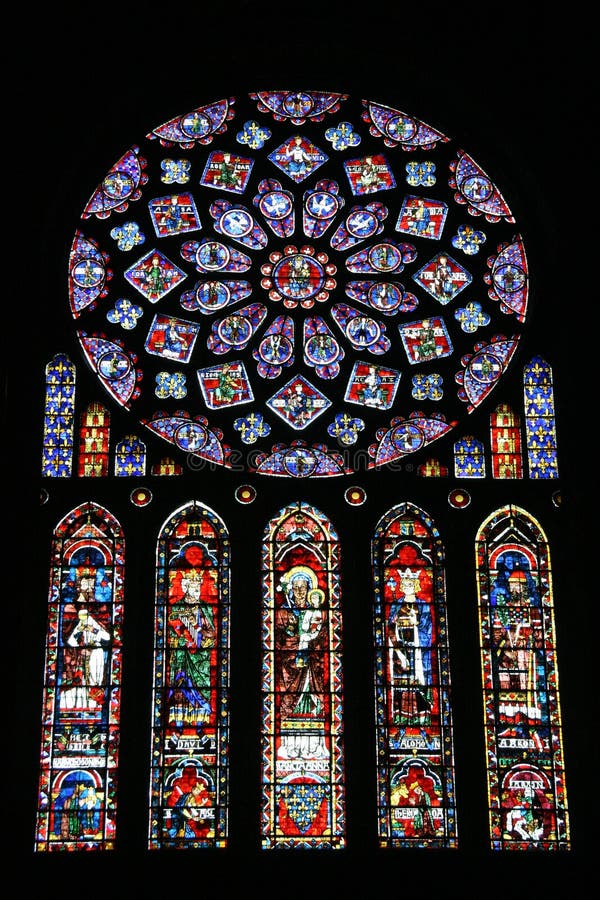 Rosas vaso en dama catedral,, Francia.