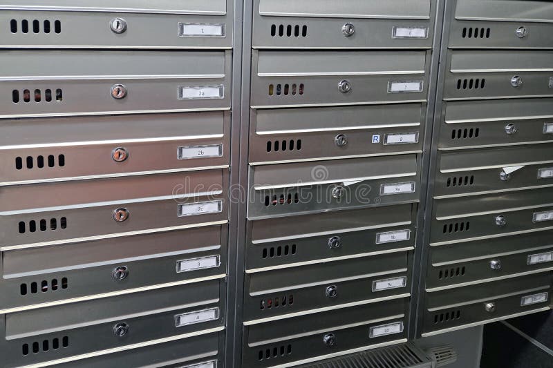 Picture of Urban Off-Grid: 12 Creative Solutions For Self-Sustainability in the ...