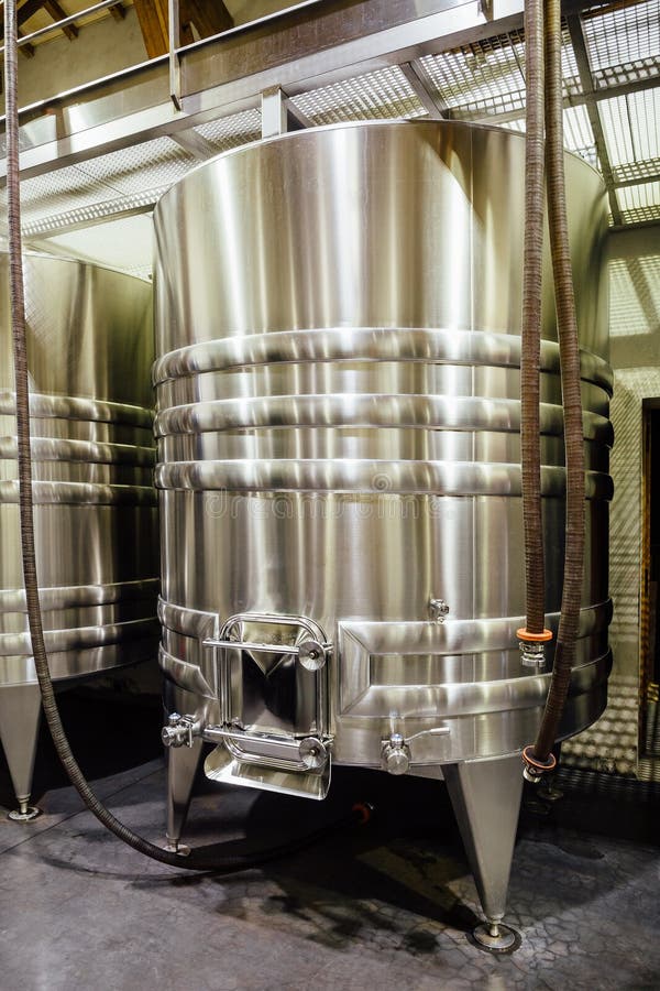 Modern stainless and design wine tanks upotstealth