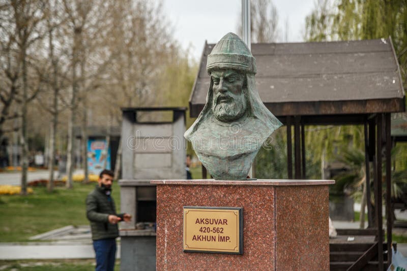 Stambuł, Esenyurt/Turcja-04 06 2019: Pomnik Aksuvar Imperium Akhun 420-562 obraz stock