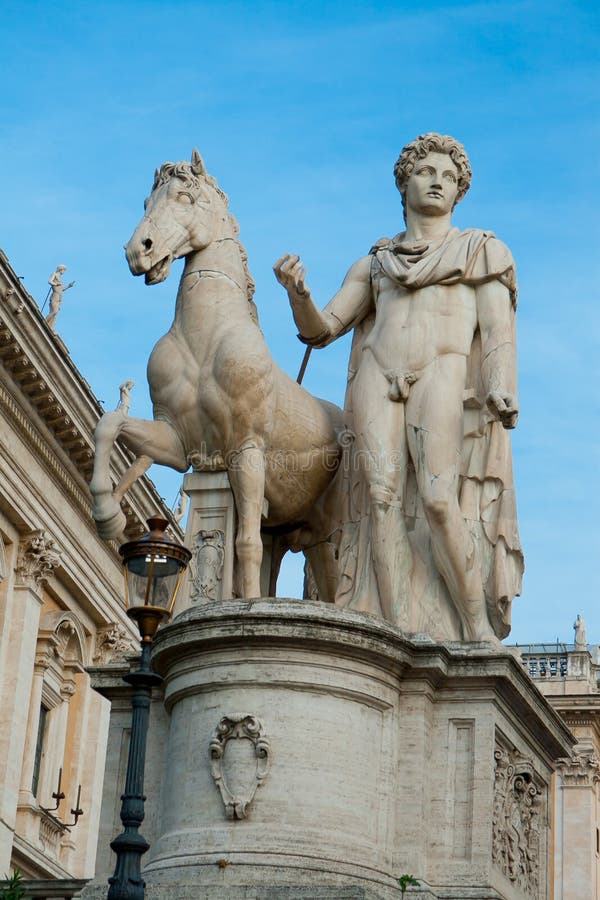 Standbeeld op het Campidoglio stock afbeelding