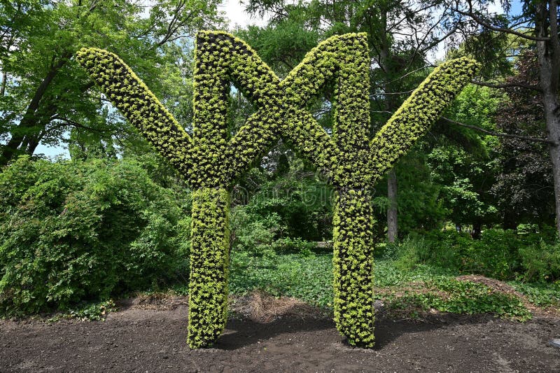 Standbeeld in Parc Jean-Drapeau royalty-vrije stock foto