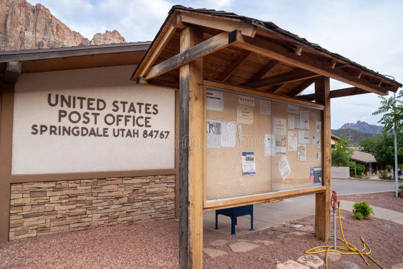 Stany Zjednoczone urząd pocztowy USPS w Springdale Utah 84767 fotografia stock Stany Zjednoczone urząd pocztowy USPS w Springdale Utah 84767 fotografia stock