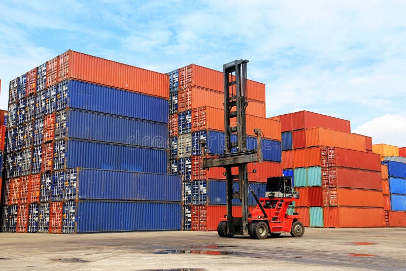 790 Stapel Container Fotos Kostenlose Und Royalty Free Stock Fotos Von Dreamstime