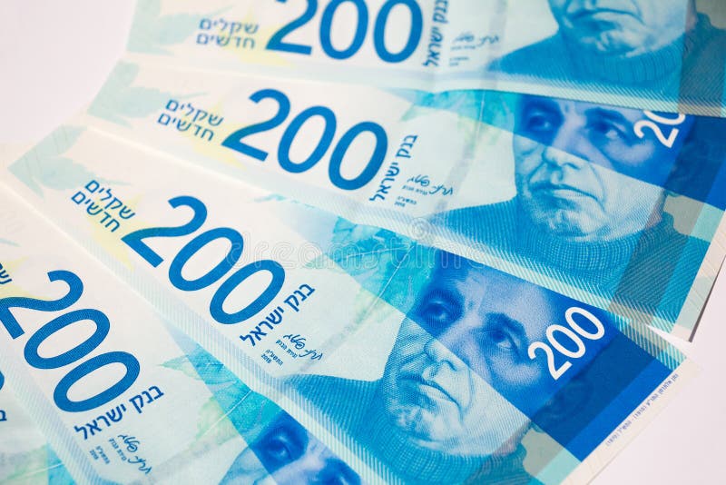 Stapel Israëlische geldrekeningen van sjekel 200 - hoogste mening royalty-vrije stock foto Stapel Israëlische geldrekeningen van sjekel 200 - hoogste mening royalty-vrije stock foto