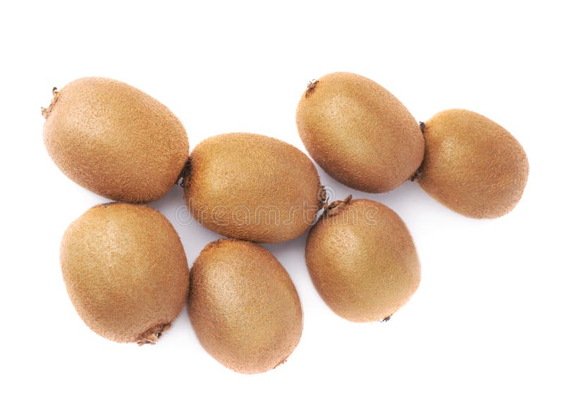 Stapel van geïsoleerde kiwifruits stock foto's Stapel van geïsoleerde kiwifruits stock foto's