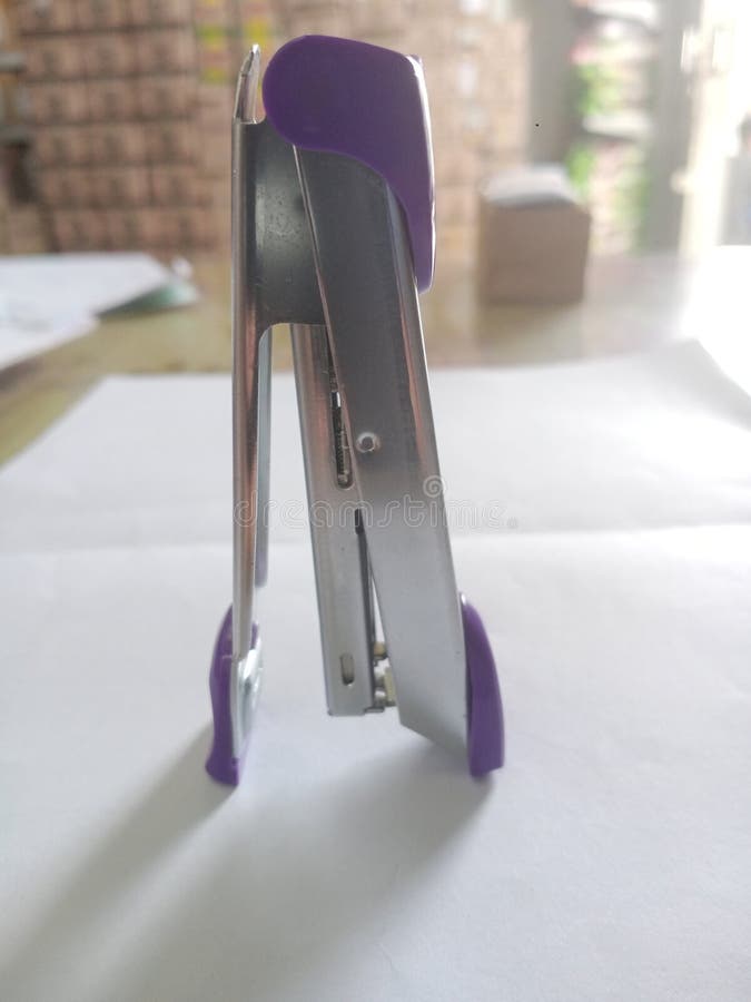 Purple stapler purple stapler hi-res stock photography and images