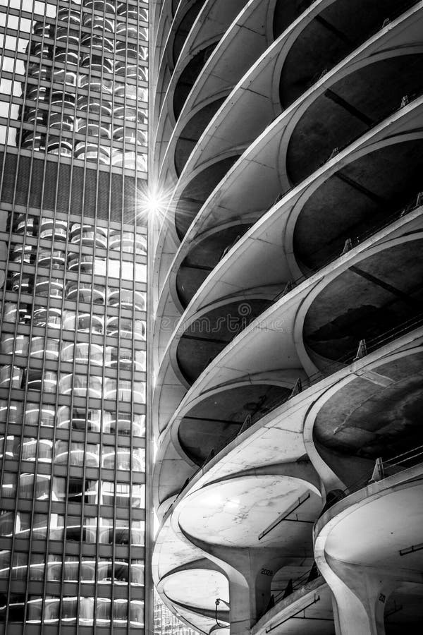 Star architecture - Chicago BW