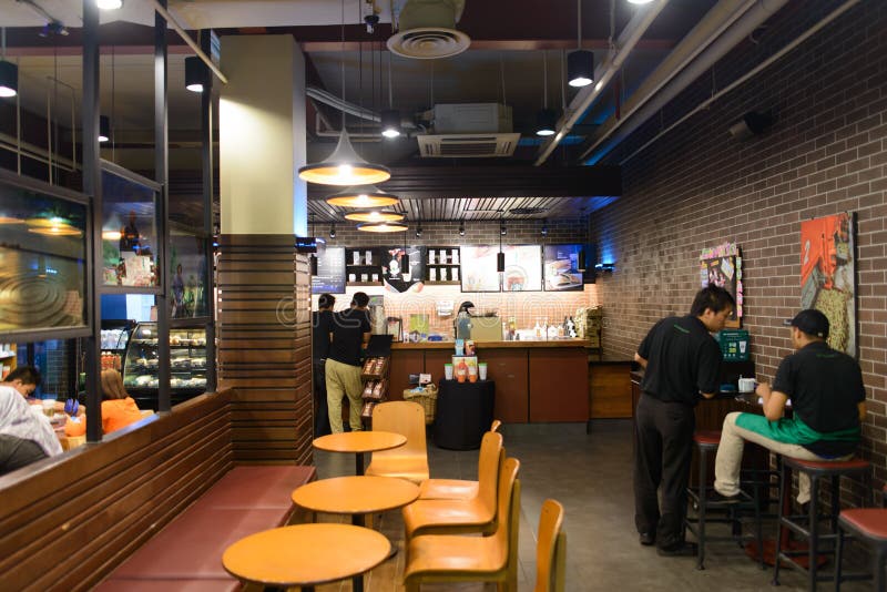 Starbucks café interiör royaltyfria foton