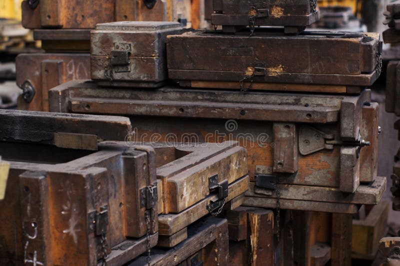 Stare drewniane formy i pudełka fotografia stock Stare drewniane formy i pudełka fotografia stock