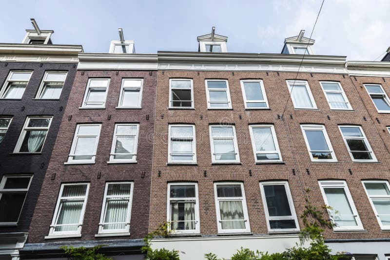 Stare klasyczne domy w holandii amsterdamskiej zdjęcia stock