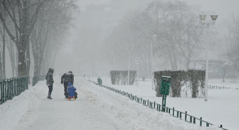 Starke Schneefälle in Bukarest stockfoto Starke Schneefälle in Bukarest stockfoto