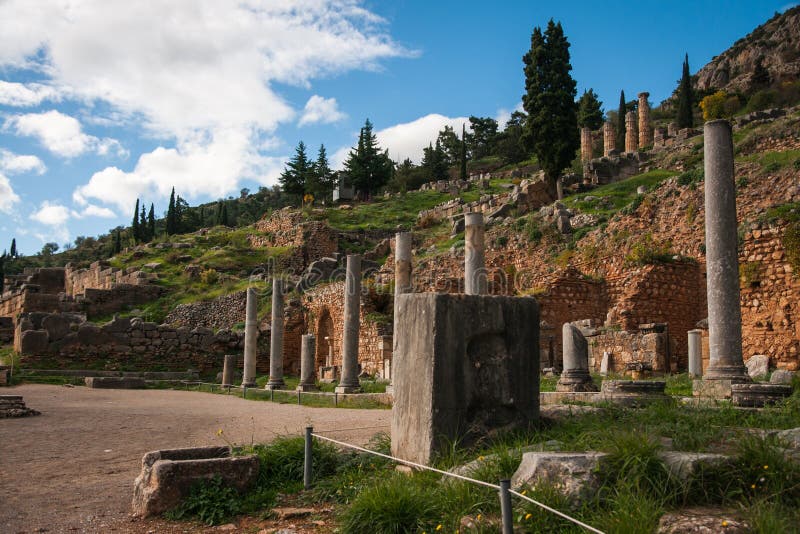 Starożytny Grek ruiny przy Delphi, Grecja obrazy stock