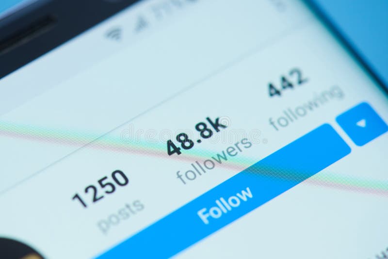 Starta att följa i Instagram arkivbild Starta att följa i Instagram arkivbild