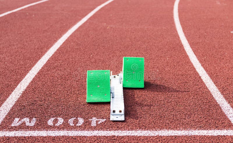 using track starting blocks using track starting blocks