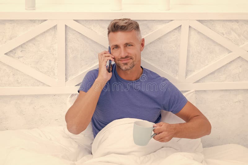 how to talk to a guy on phone call