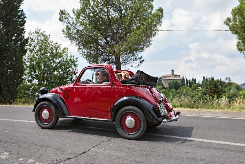 Stary Włoski Samochodowy Fiat 500 Topolino Zdjęcie Stock