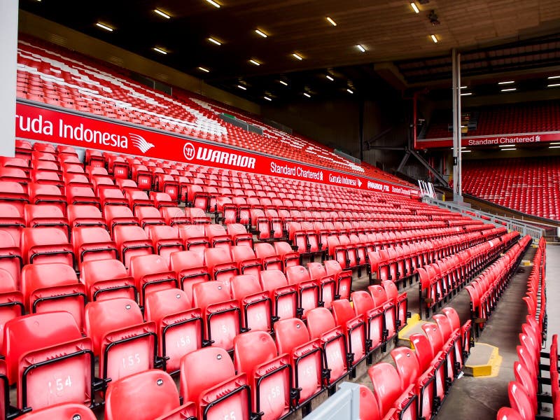 A Sala De Mudança No Estádio De Anfield Em Liverpool, Reino Unido Imagem  Editorial - Imagem de britânico, cidade: 122762180