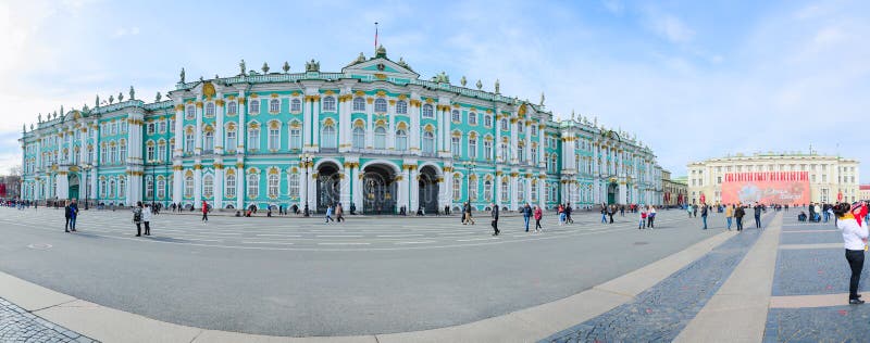 State Hermitage Museum Winter Palace, Palace Square, St. Petersburg, Russia royalty free stock images State Hermitage Museum Winter Palace, Palace Square, St. Petersburg, Russia royalty free stock images