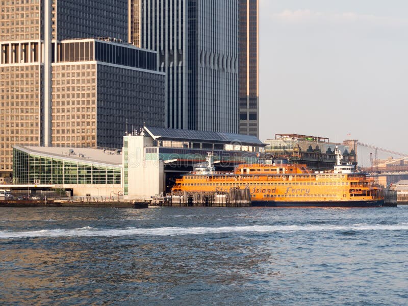 The Staten Island Ferry at the South Ferry terminal in Manhatta royalty free stock photos The Staten Island Ferry at the South Ferry terminal in Manhatta royalty free stock photos