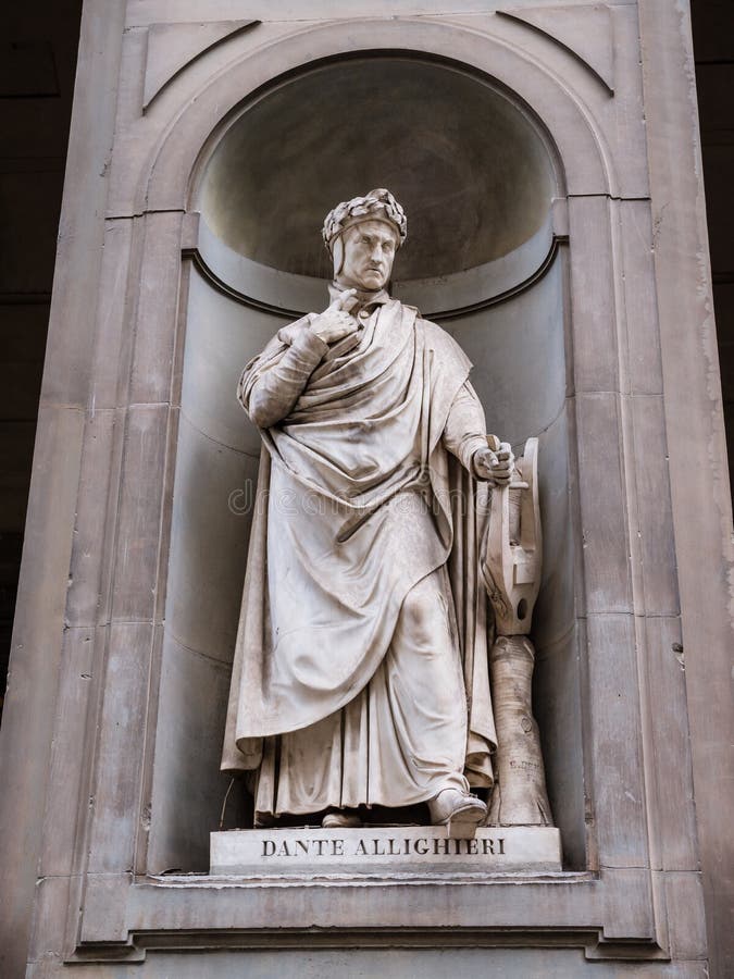 Statue of poet Dante Allighieri in the Italian city of Florence. Statue of poet Dante Allighieri in the Italian city of Florence