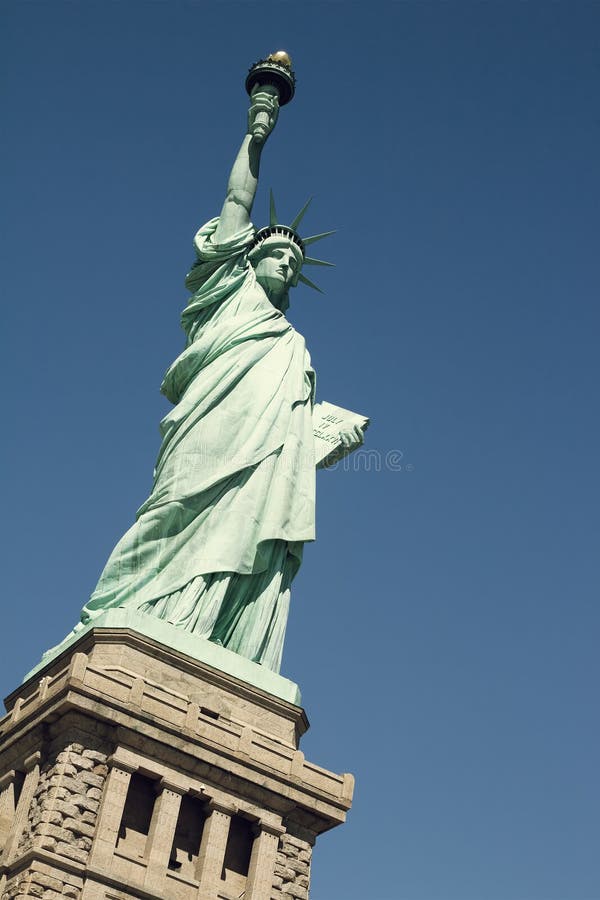 Statua Della Libertà Torcia - Fotografie Stock E Altre Immagini Di Statua Della Libertà - New York - Statua Della Libertà - New York, Fiaccola, Fotografia - Immagine - IStock - Foto 2