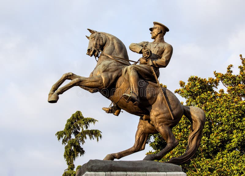 Statua Di Ataturk Vista Laterale Fotografia Stock Immagine di