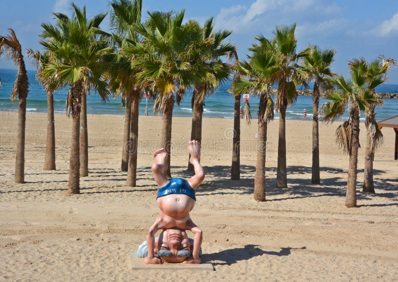 : Statua di Ben Gurion immagini stock libere da diritti : Statua di Ben Gurion immagini stock libere da diritti