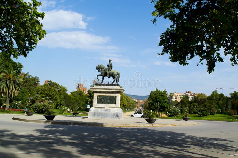 Statua di generale Joan Prim a Barcellona fotografia stock libera da diritti Statua di generale Joan Prim a Barcellona fotografia stock libera da diritti