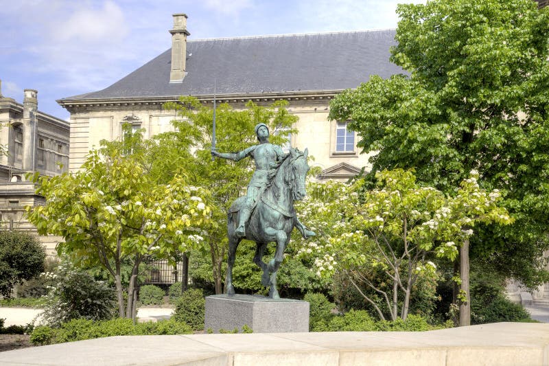 Statua di Giovanna d'Arco immagini stock Statua di Giovanna d'Arco immagini stock